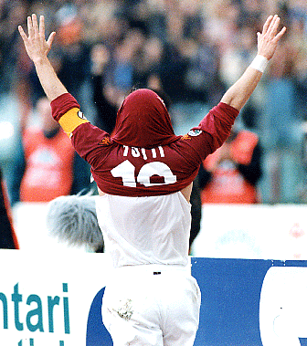 totti.gif (81265 byte)